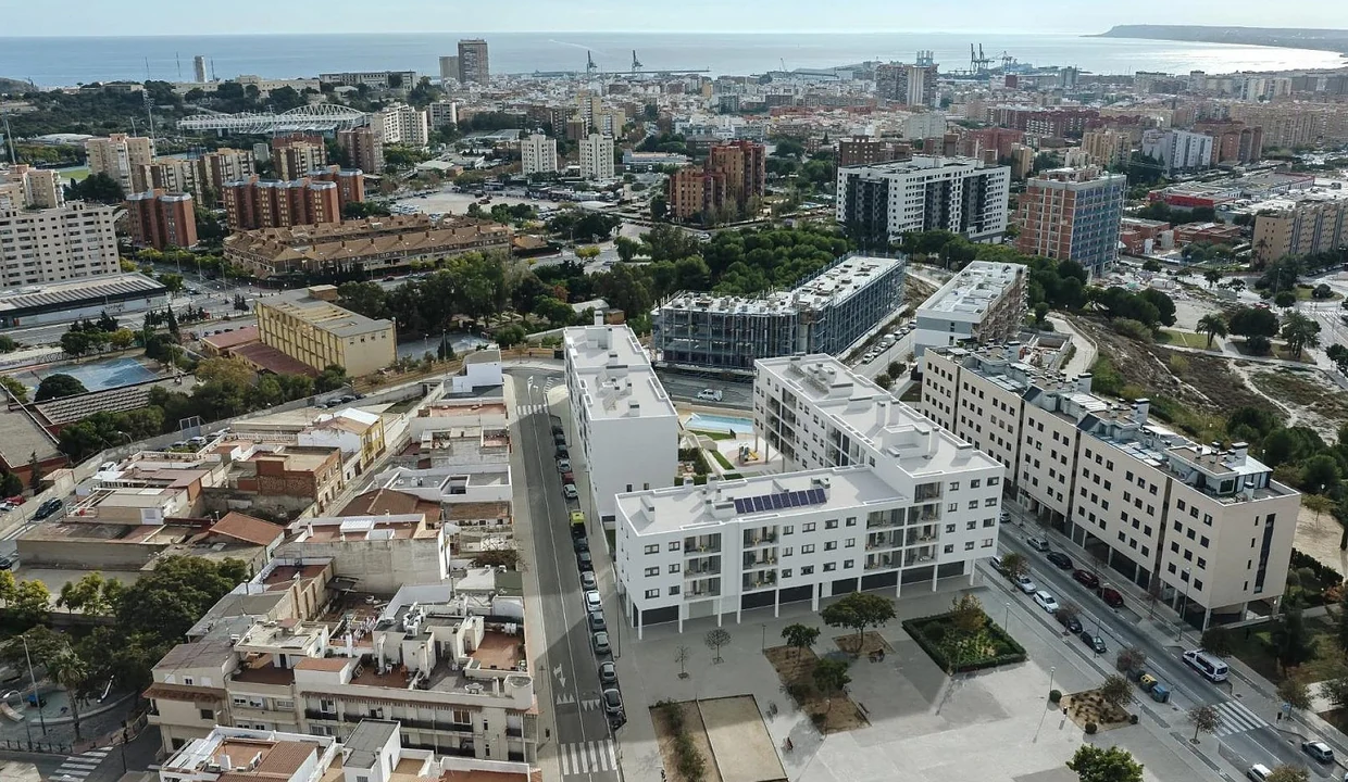 Appartement avec terrasse à Alicante — Réf. MVS3-530