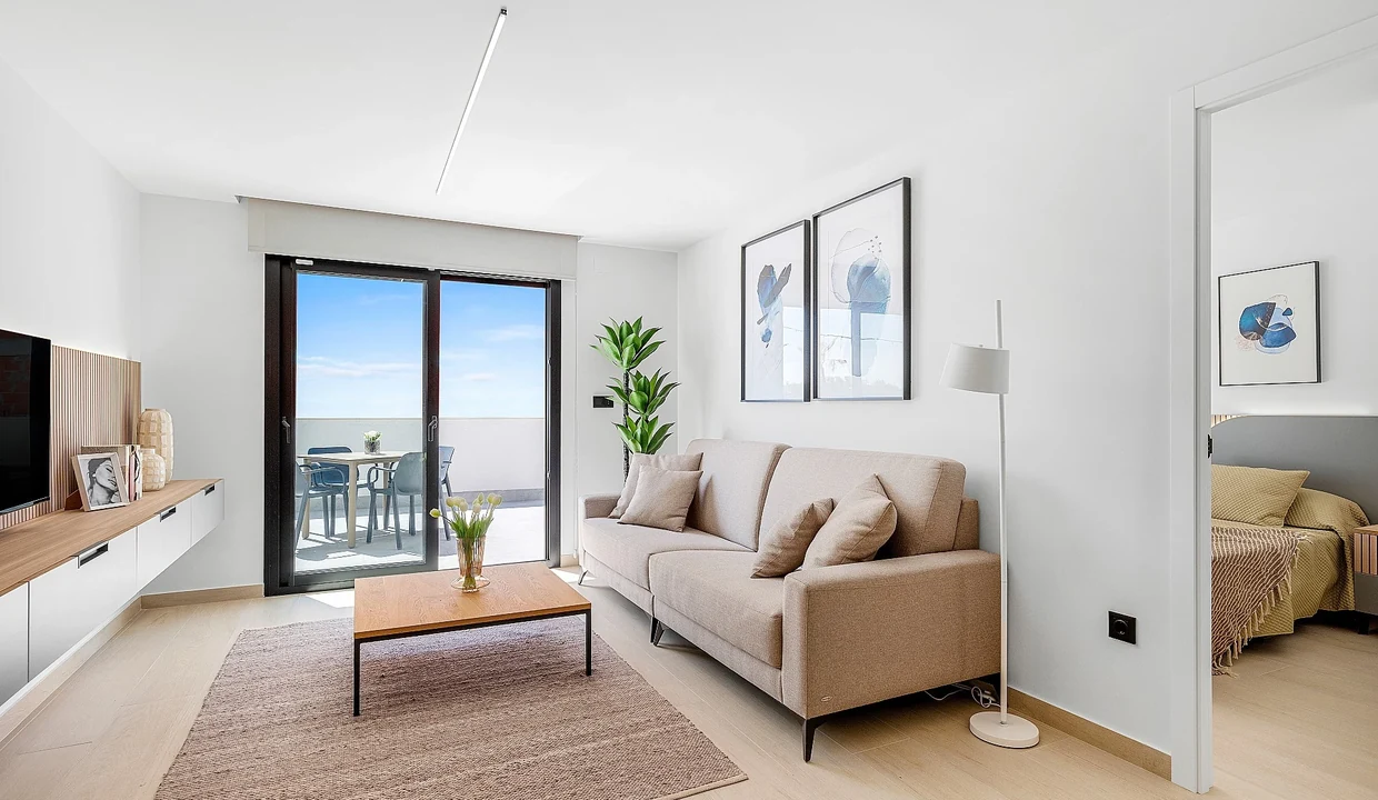 Appartement avec solarium à El Raso — Réf. MVS13-1292