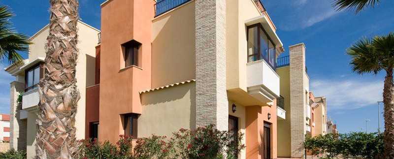 Exterior P Plioto[1]