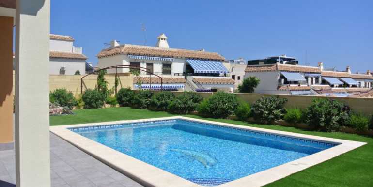 VP_021_piscina