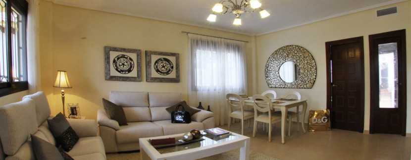 04-lola-corner-17