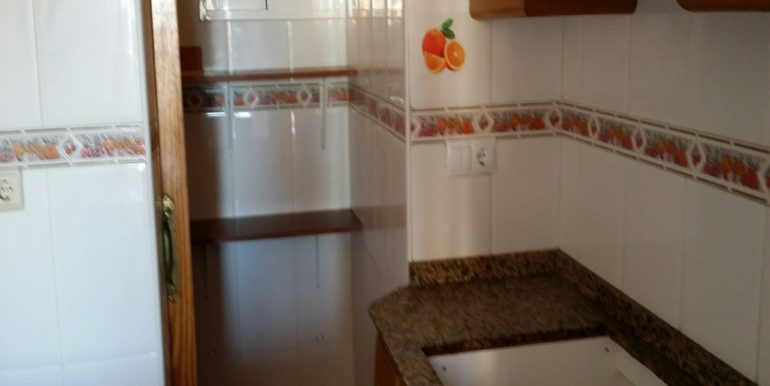 BONITO PISO DE DOS DORMITORIOS EN QUINTA PLANTA CON ORIENTACI?N SUR